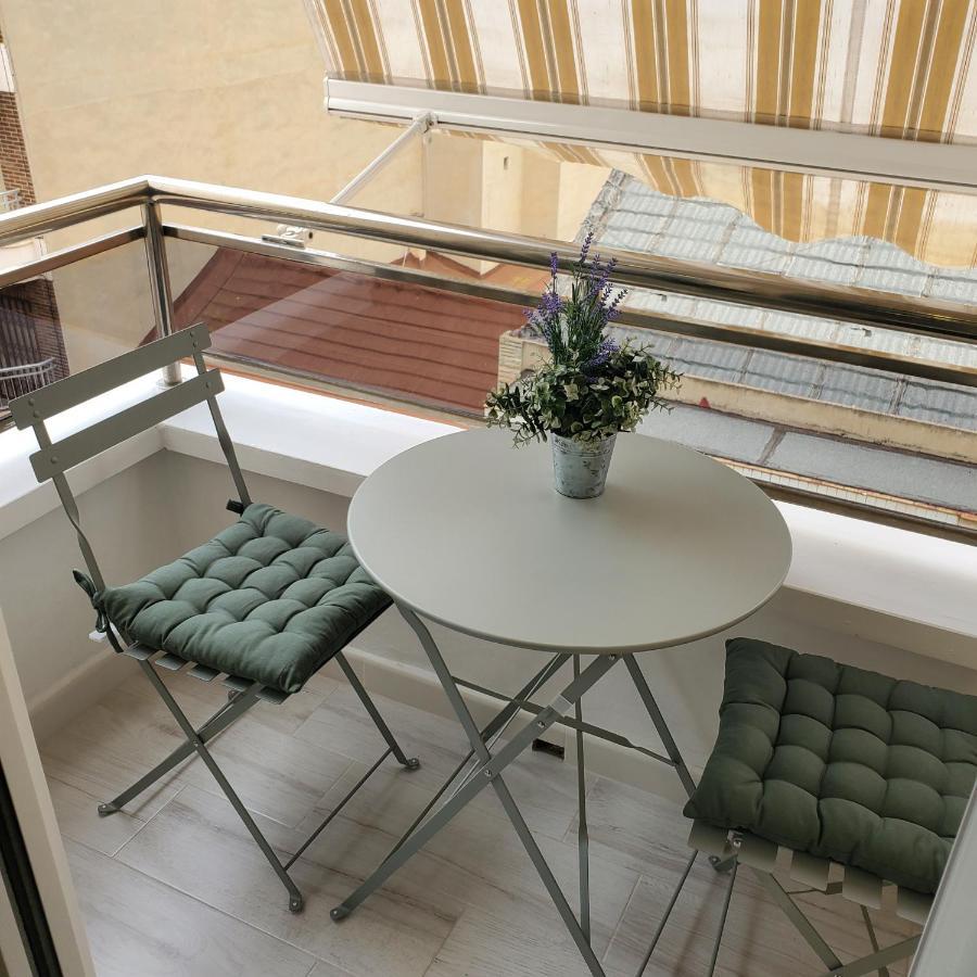 Stay In Torrevieja Cozy City & Sea Exteriör bild